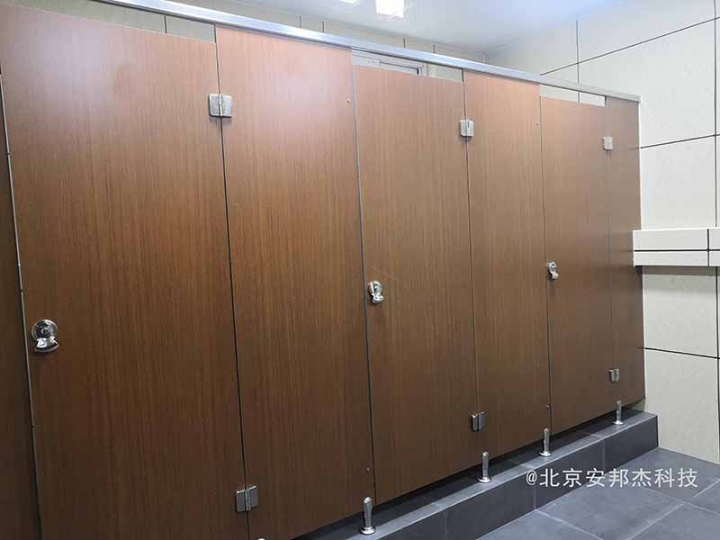 不銹鋼發(fā)泡便器使用環(huán)境的影響 不銹鋼發(fā)泡便器使用環(huán)境的影響